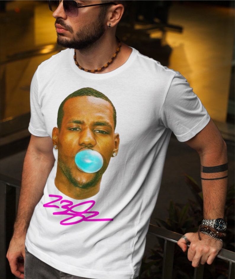 Lebron James Big Head Bubble Gum T-Shirt